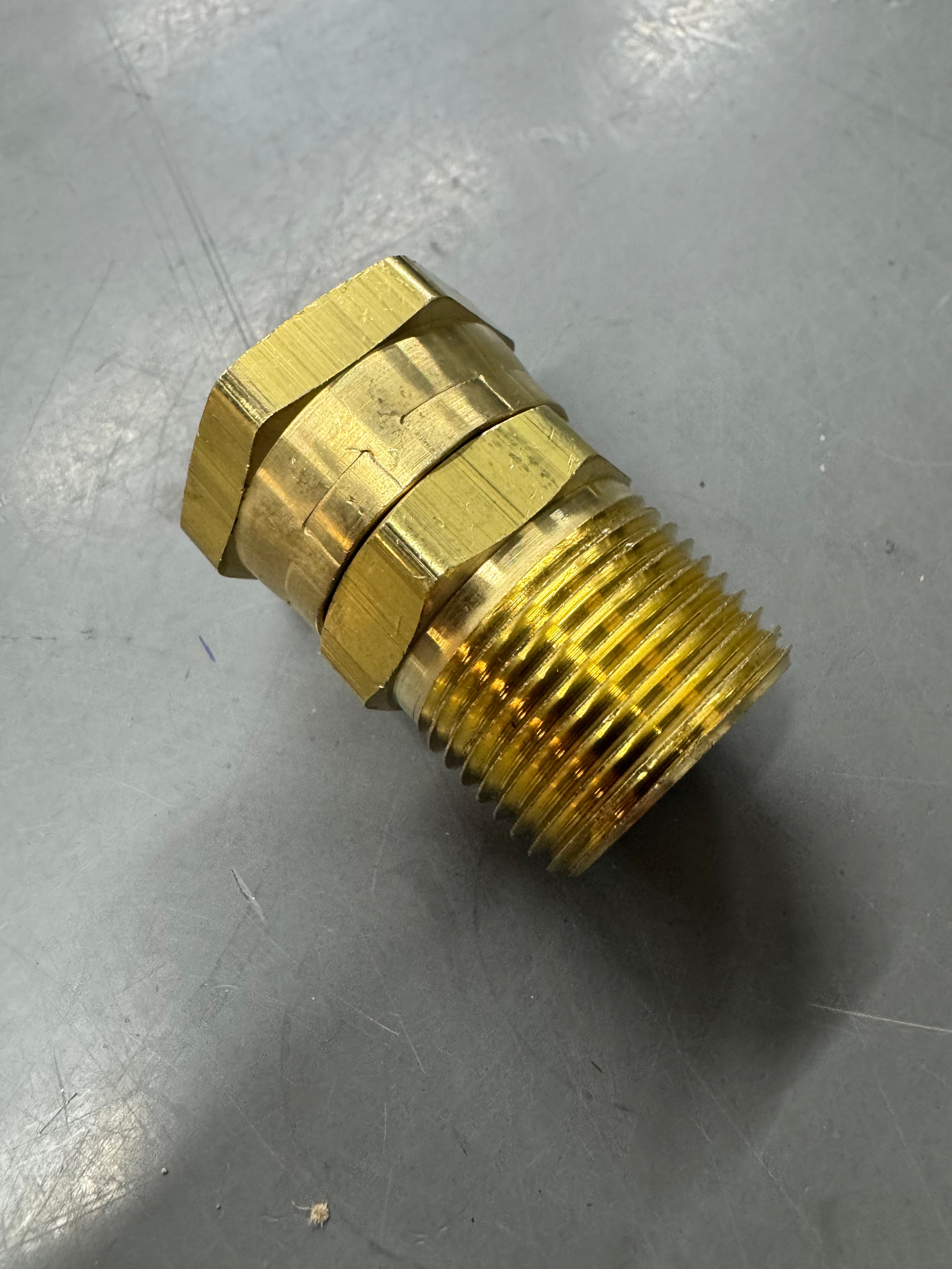 Brass Female Garden Hose Thread x Male Thread