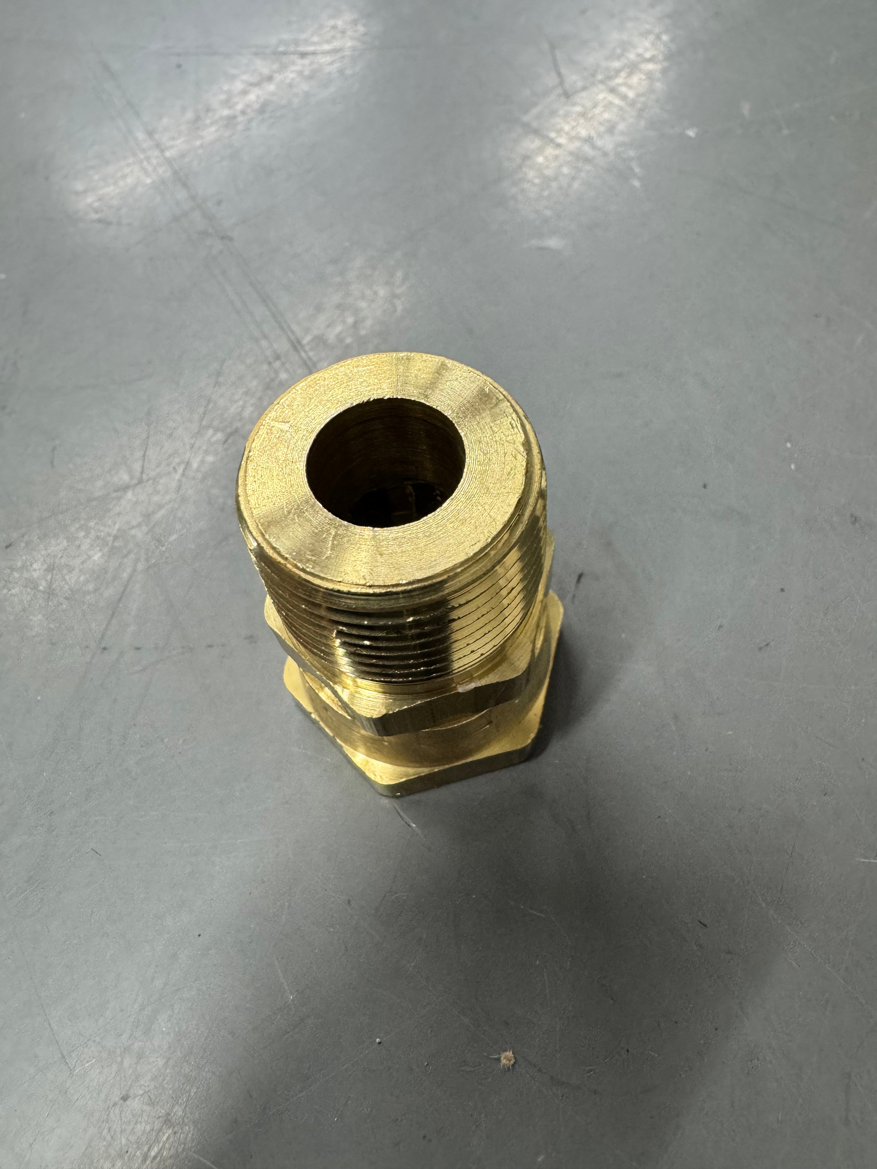 Brass Female Garden Hose Thread x Male Thread