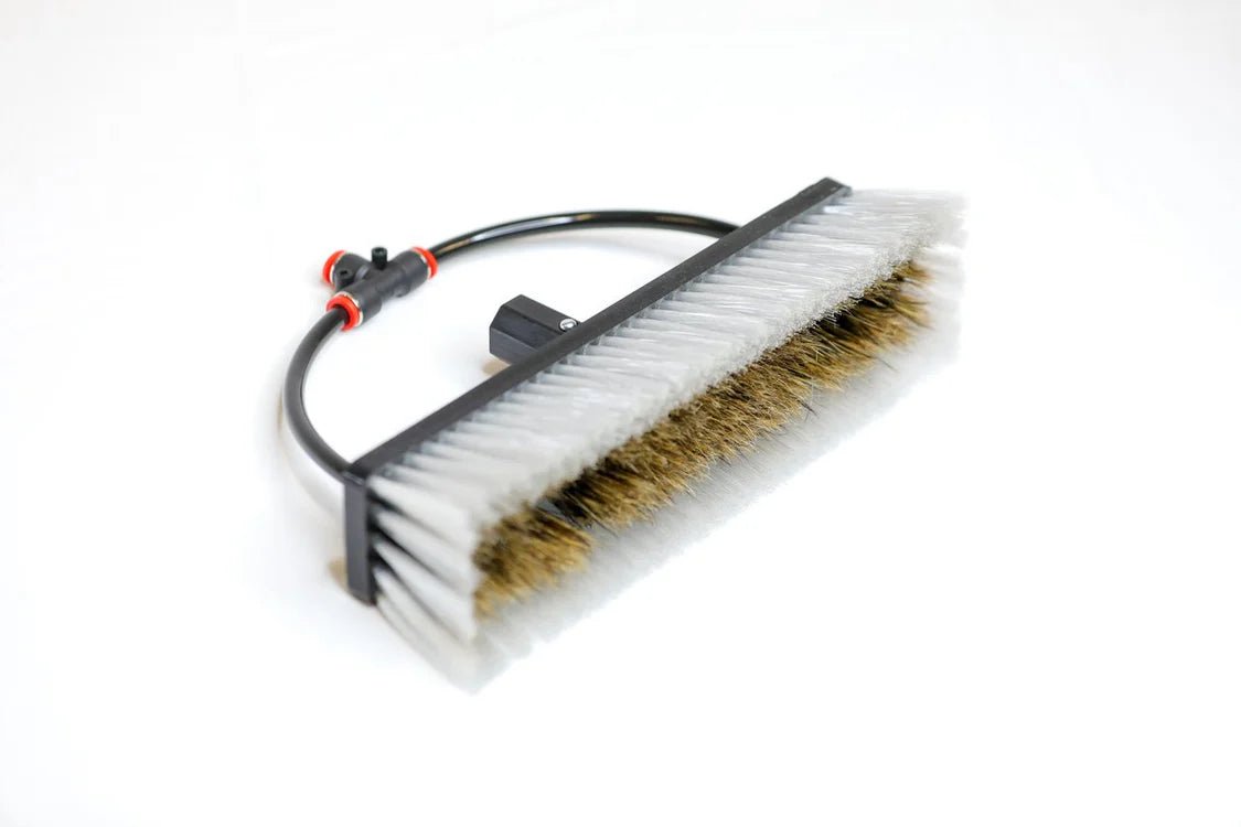 Dual Trim - Boar & Nylon Bristle Hybrid - 2 Pencil Jets Water Fed Brush - Expert Power Wash